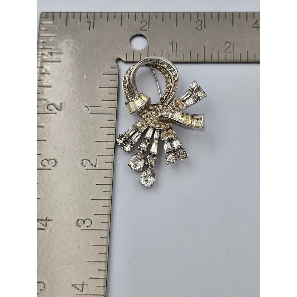 Vintage Rhinestone Bow Brooch Pin Silver Tone Clear Champagne‎ Baguette Round